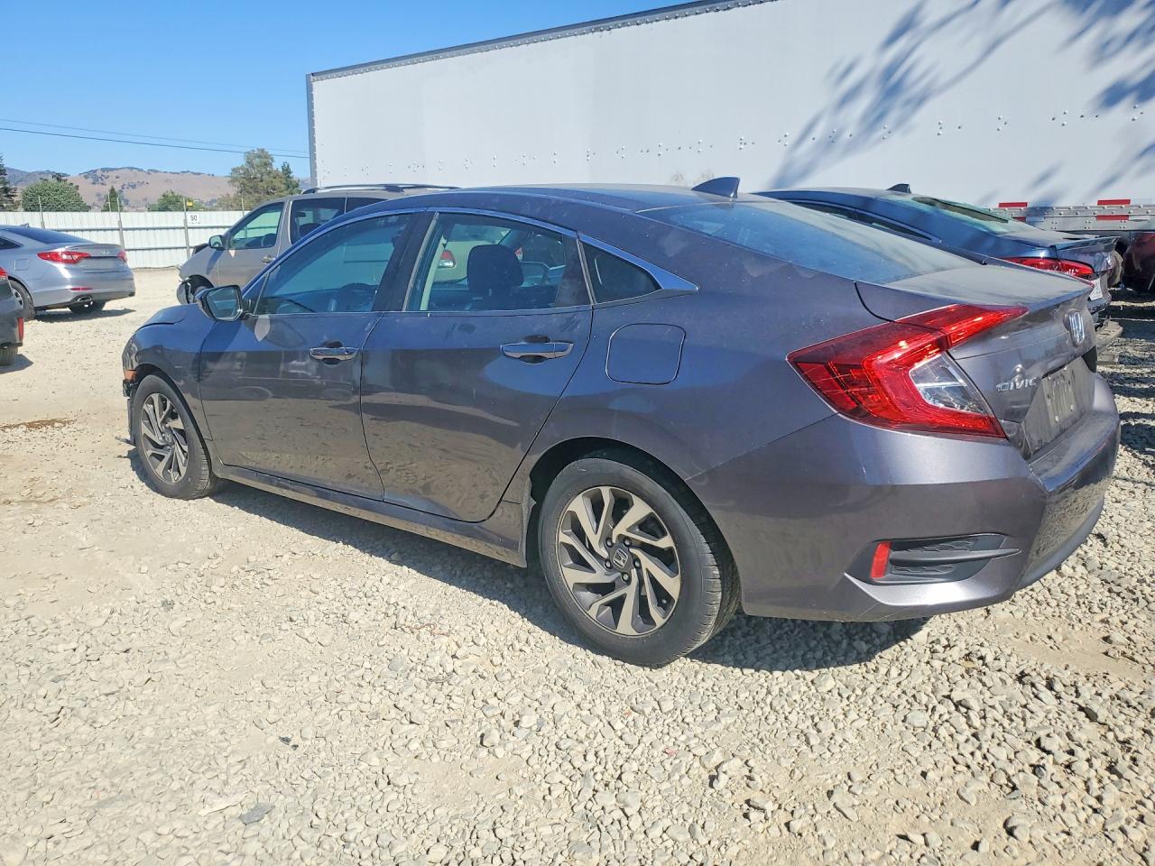 2018 HONDA CIVIC EX — снимка 2