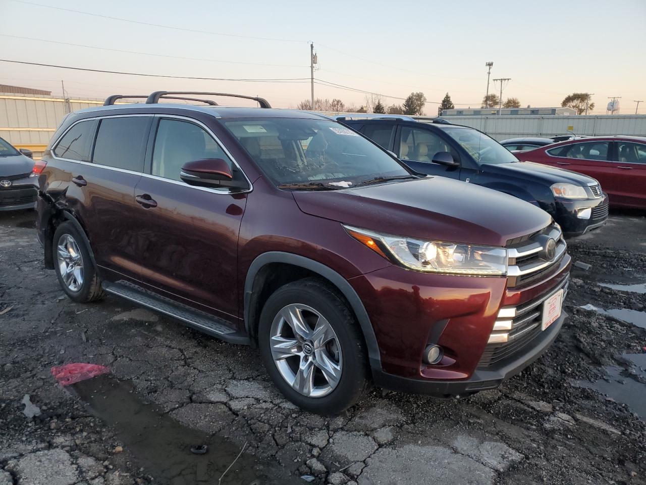 2018 TOYOTA HIGHLANDER LIMITED — снимка 4