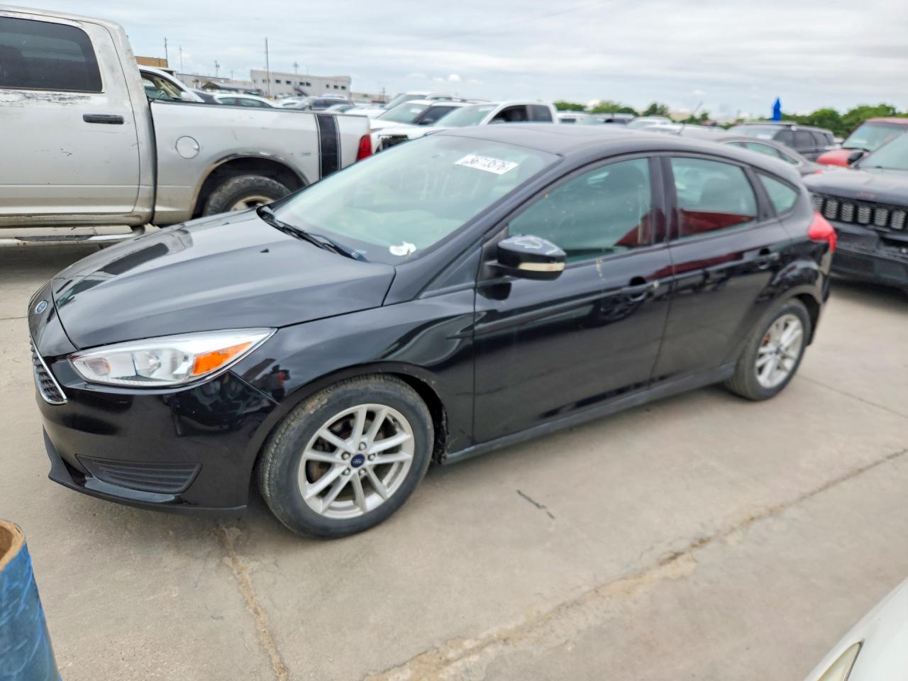 2015 FORD FOCUS SE