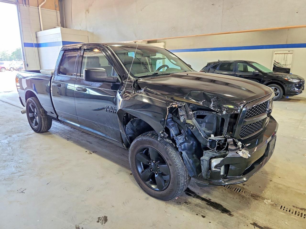 2015 RAM 1500 ST — снимка 4