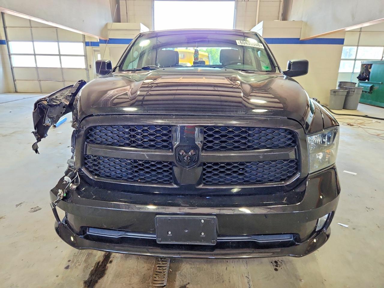 2015 RAM 1500 ST — снимка 5