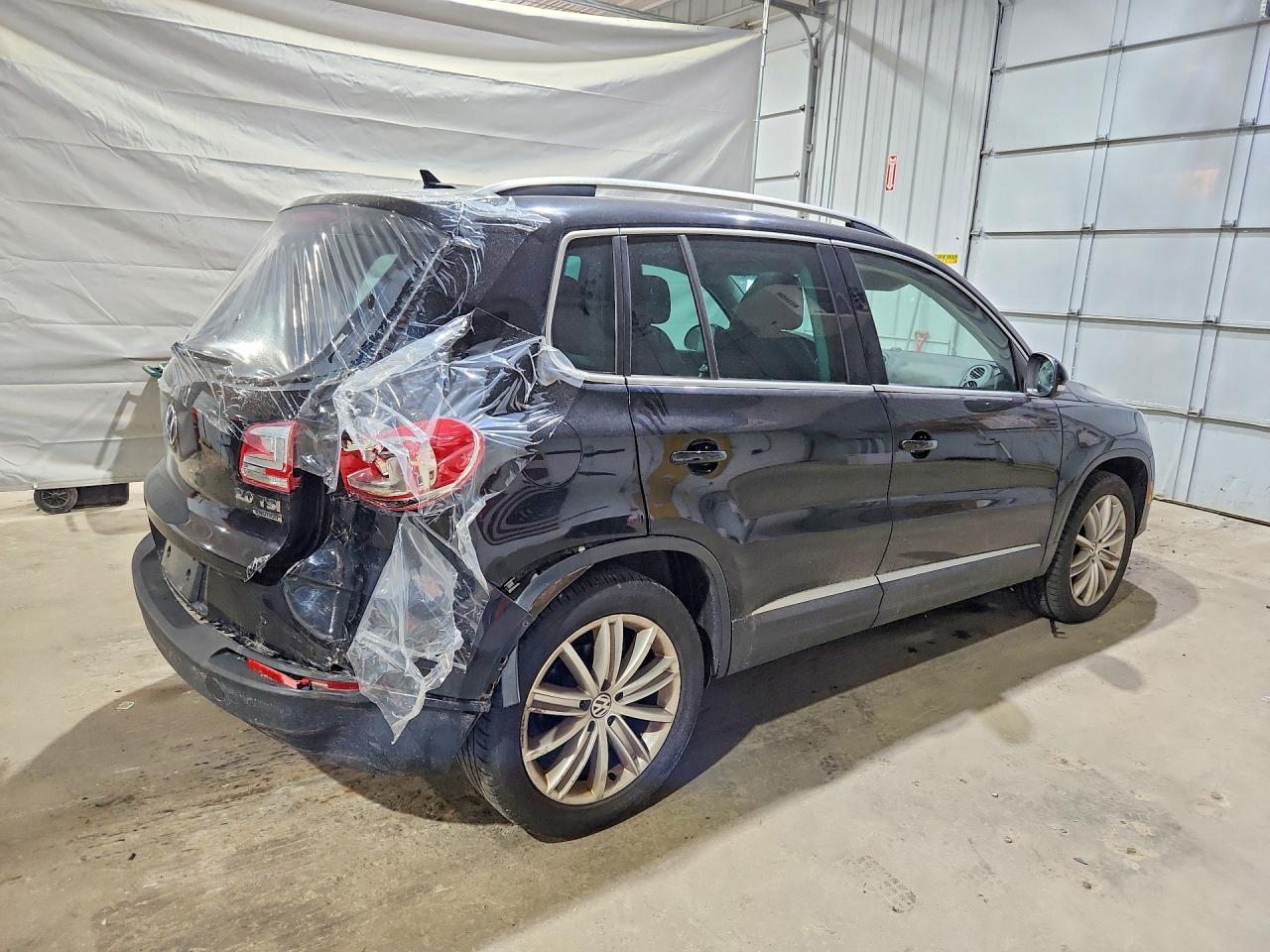 2015 VOLKSWAGEN TIGUAN S — снимка 3