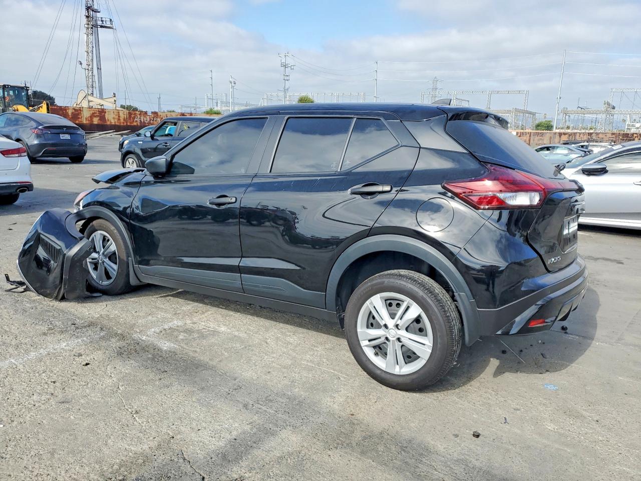 2024 NISSAN KICKS S — снимка 2