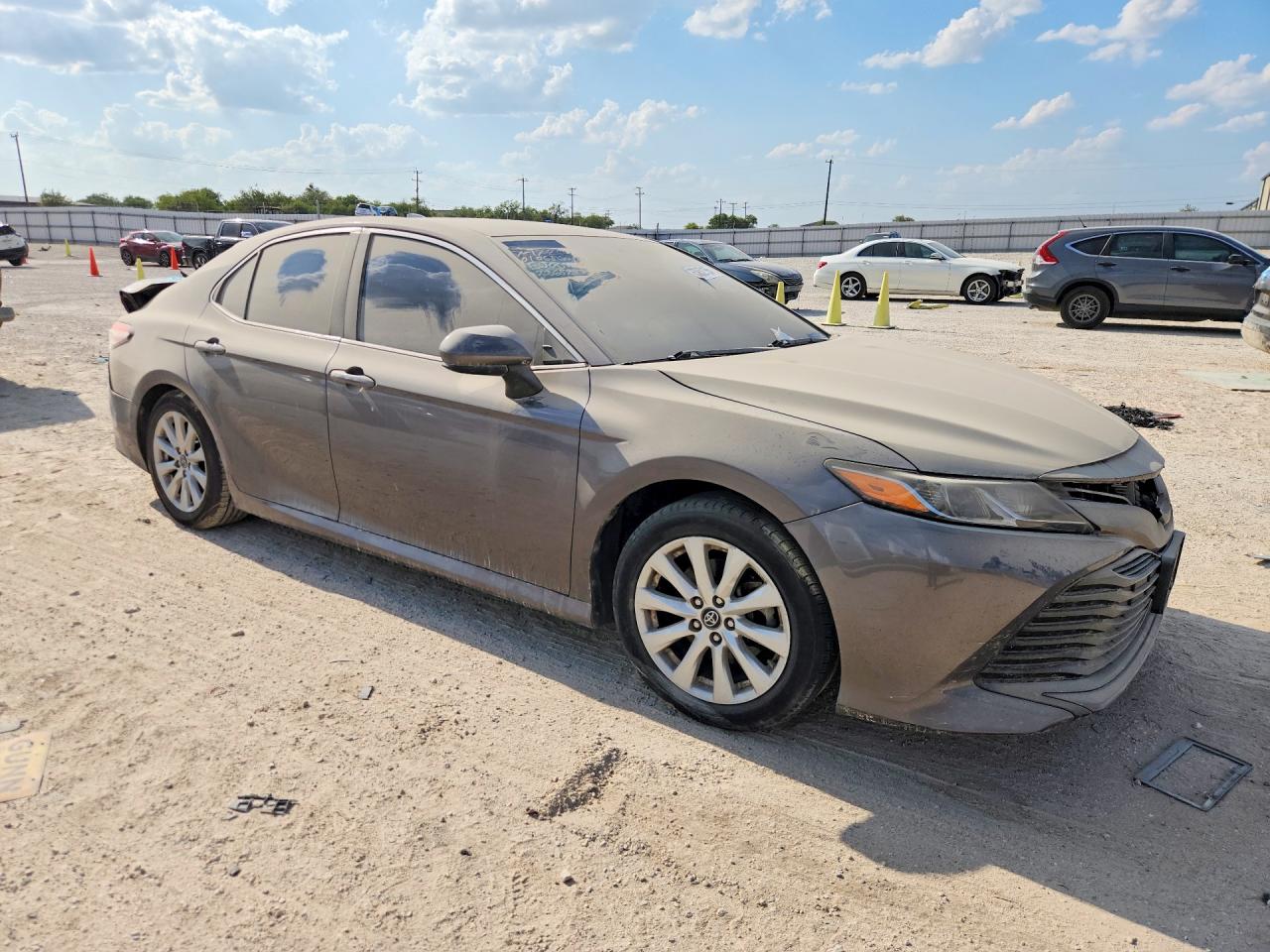 2020 TOYOTA CAMRY LE — снимка 4