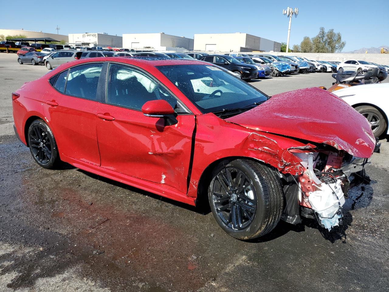 2026 TOYOTA CAMRY SE — снимка 4