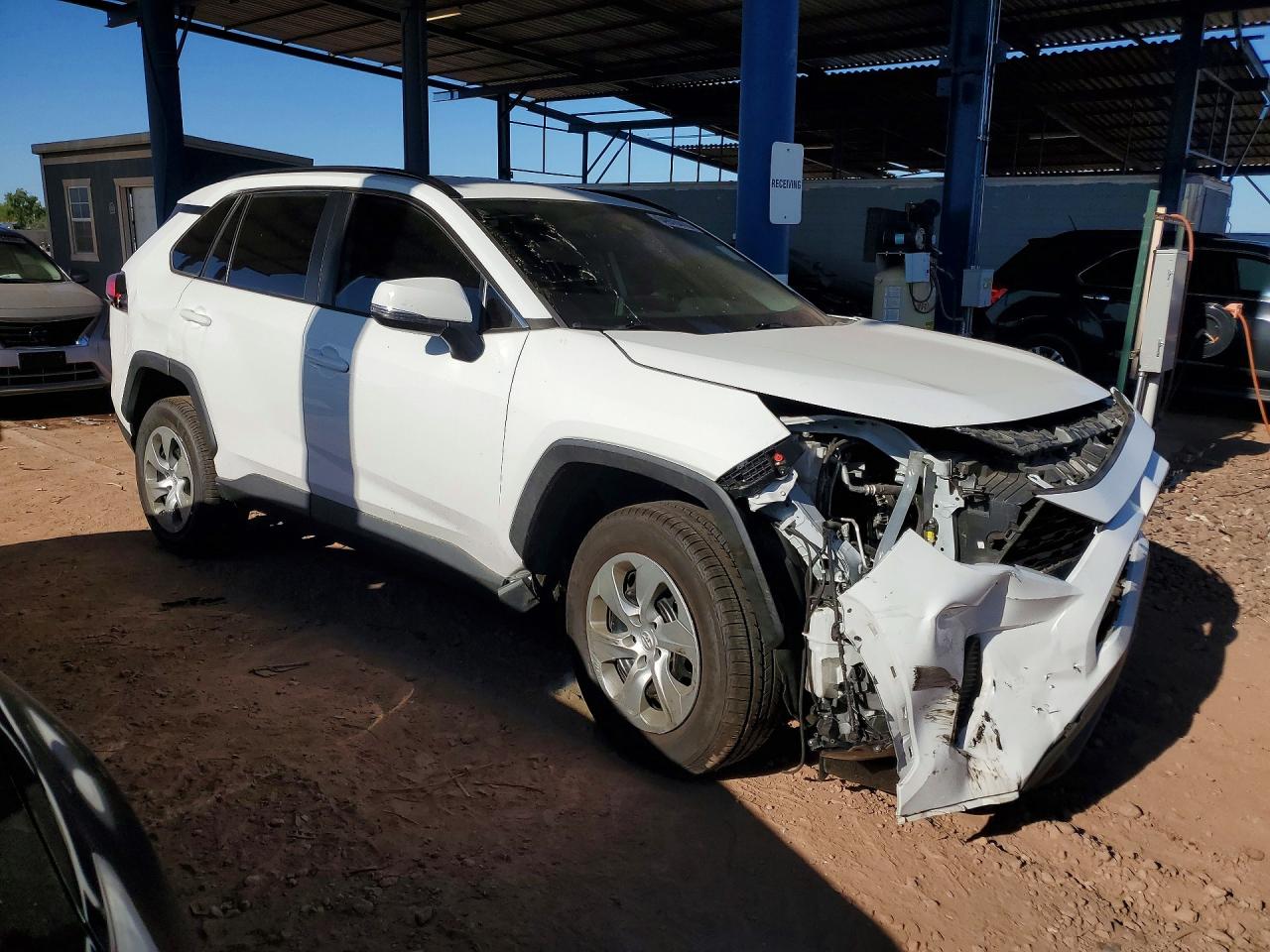 2019 TOYOTA RAV4 LE — снимка 4
