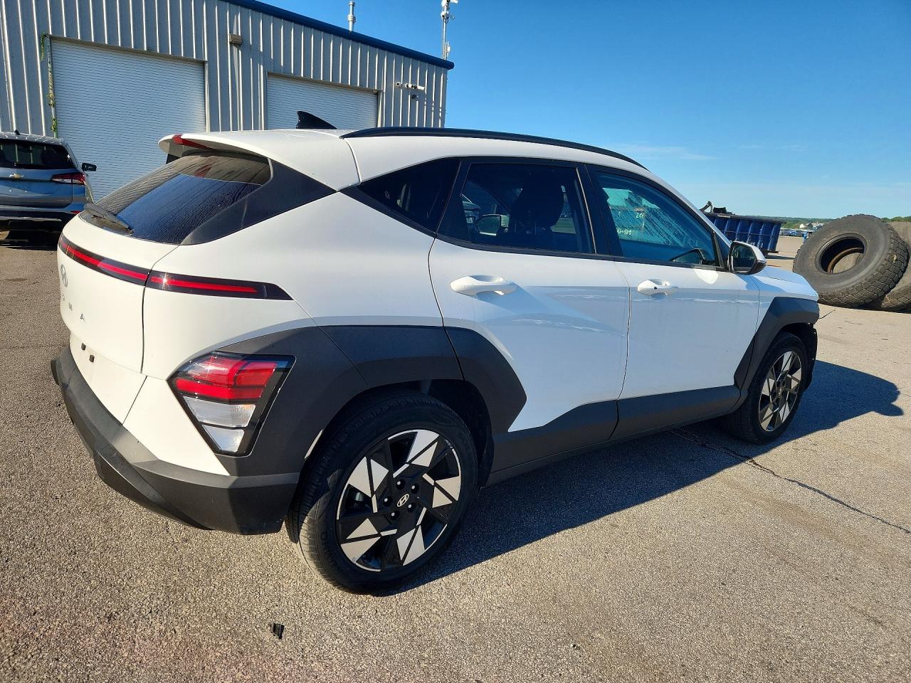 2025 HYUNDAI KONA SEL — снимка 3