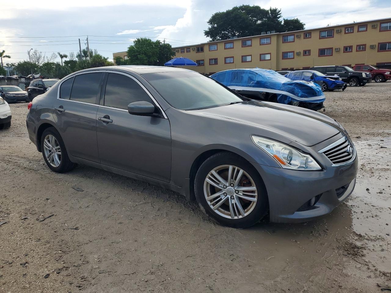 2013 INFINITI G37 SEDAN JOURNEY — снимка 4