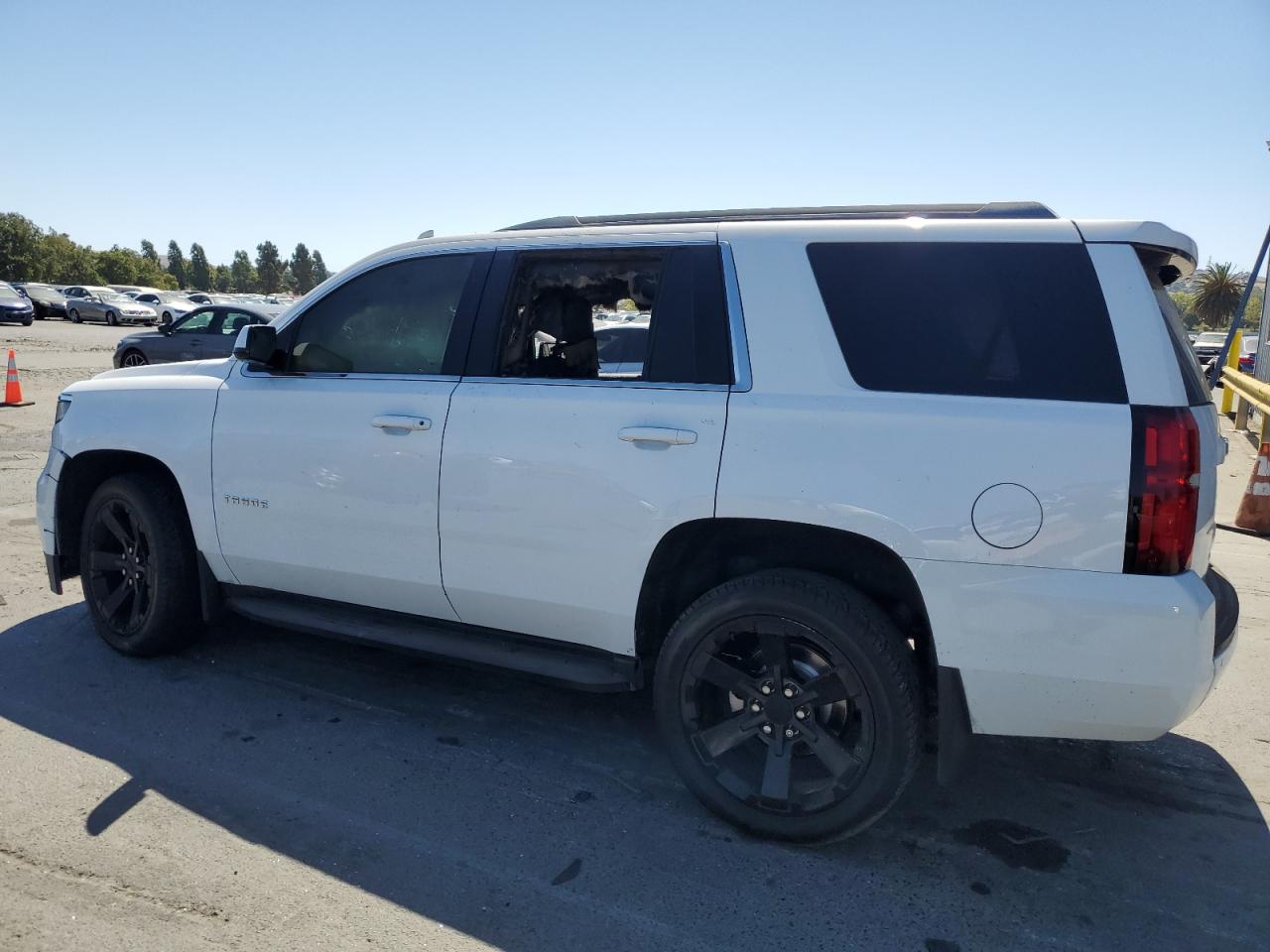 2018 CHEVROLET TAHOE C1500 LS — снимка 2