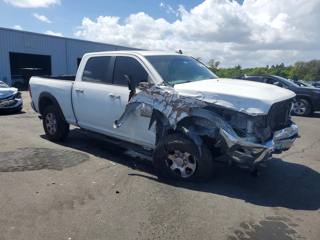 2017 RAM 2500 SLT — снимка 4