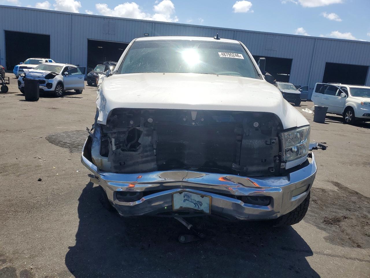 2017 RAM 2500 SLT — снимка 5