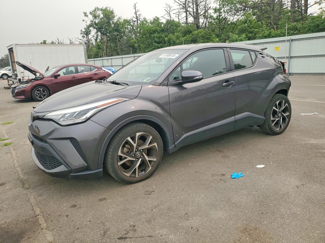 2022 TOYOTA C-HR XLE