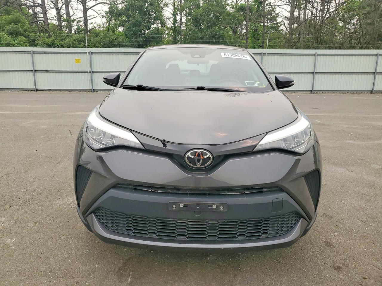 2022 TOYOTA C-HR XLE — снимка 5