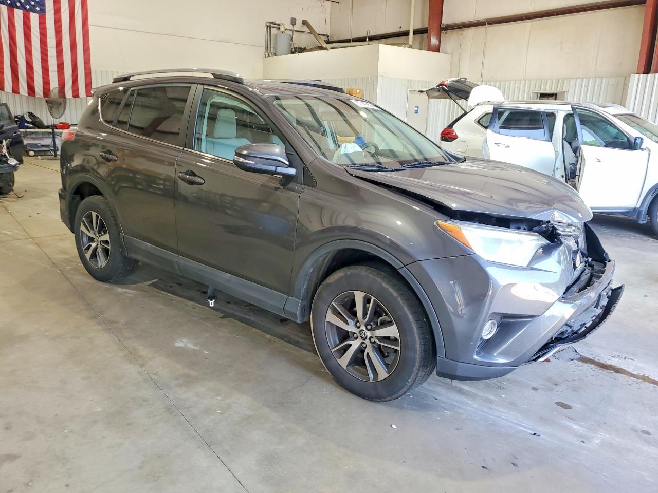 2017 TOYOTA RAV4 — снимка 4