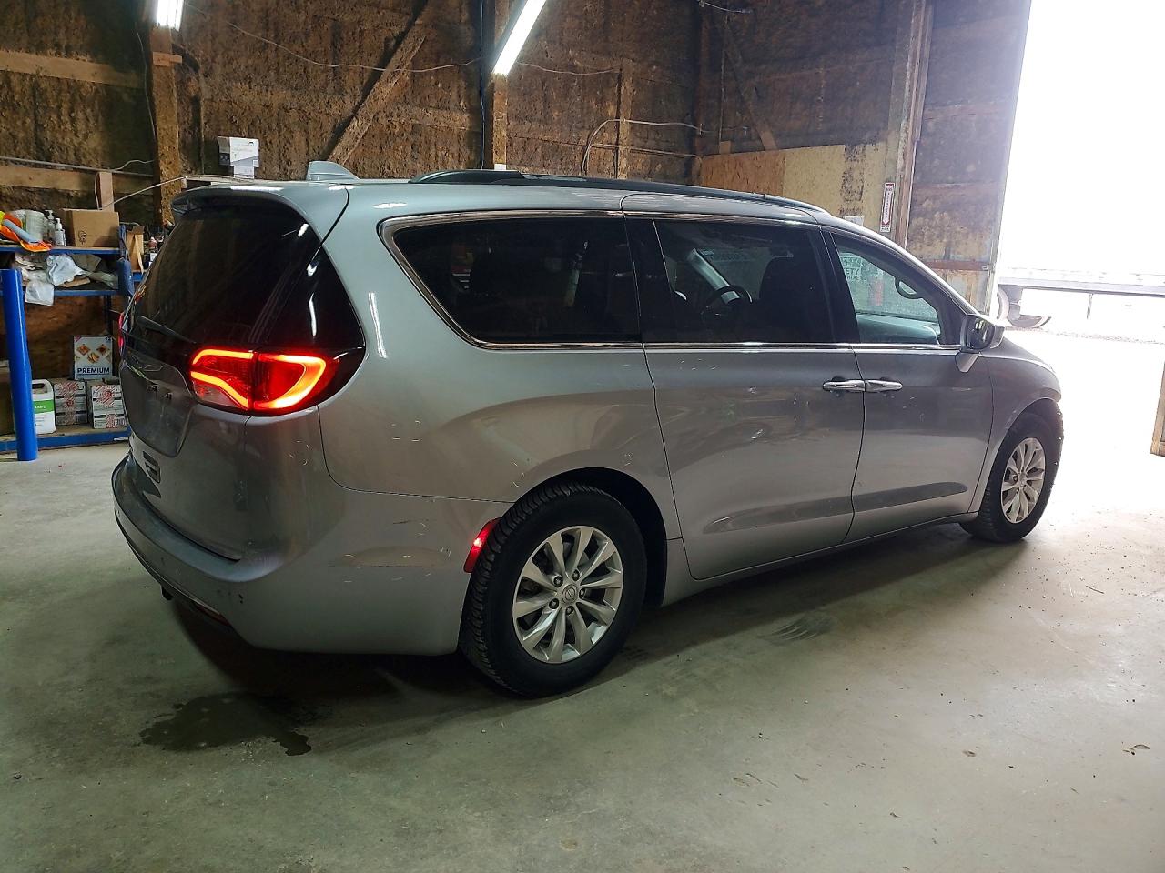 2018 CHRYSLER PACIFICA TOURING PLUS — снимка 3