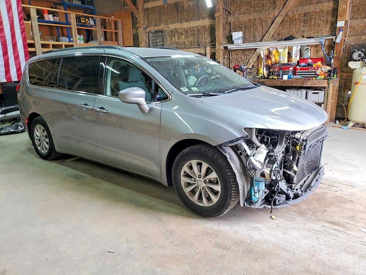 2018 CHRYSLER PACIFICA TOURING PLUS — снимка 4