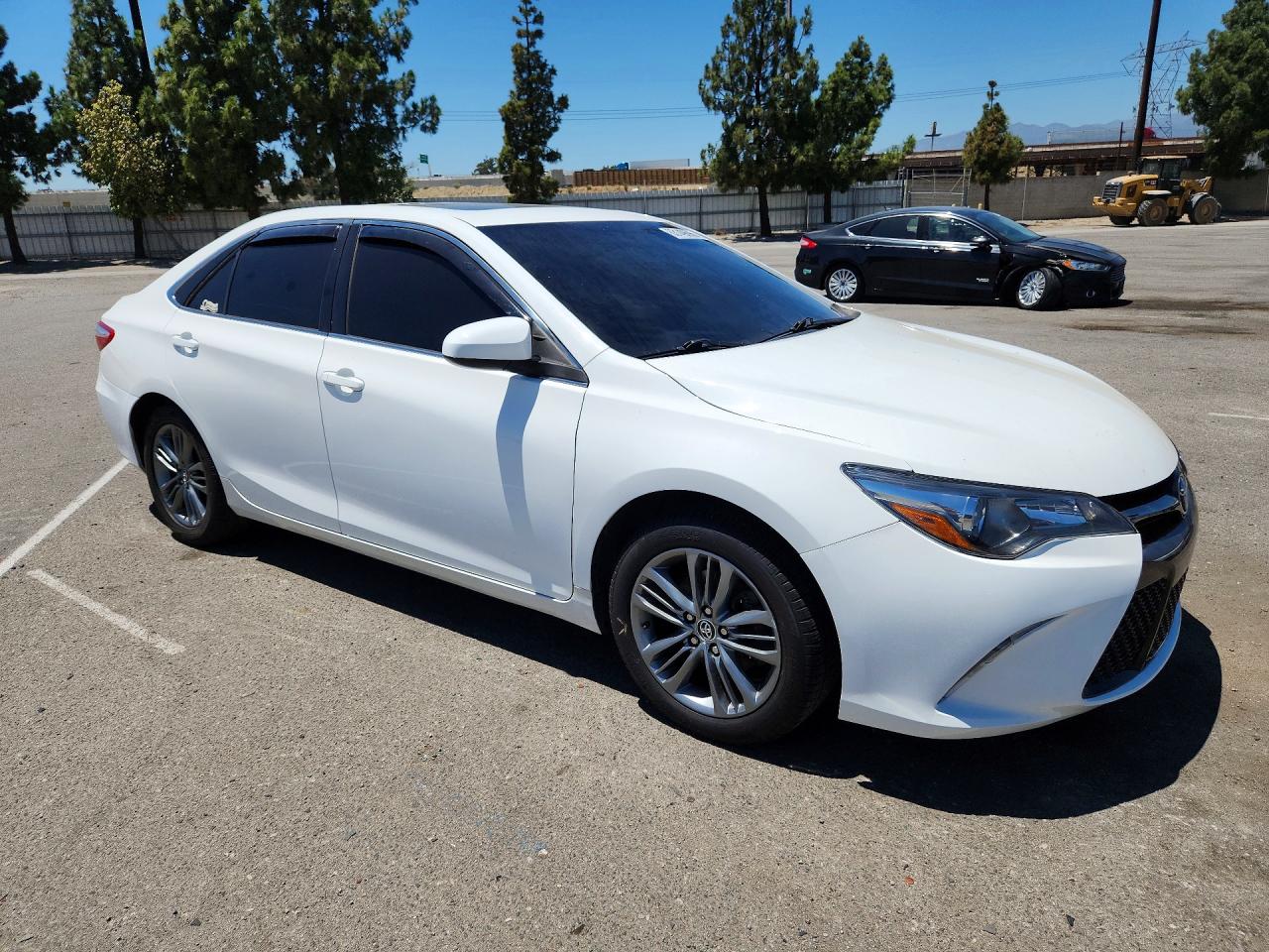 2015 TOYOTA CAMRY SE — снимка 4