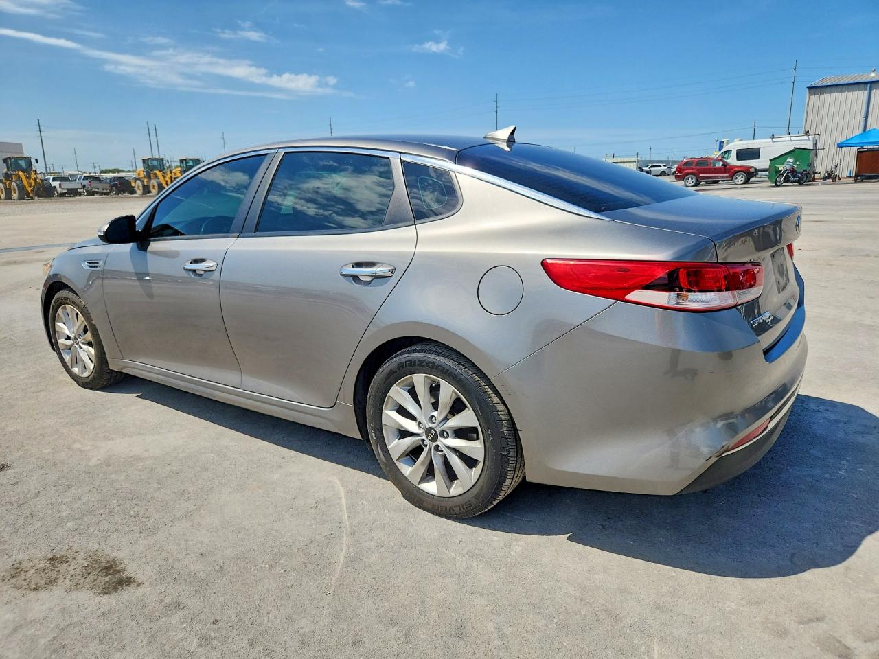 2016 KIA OPTIMA LX — снимка 2