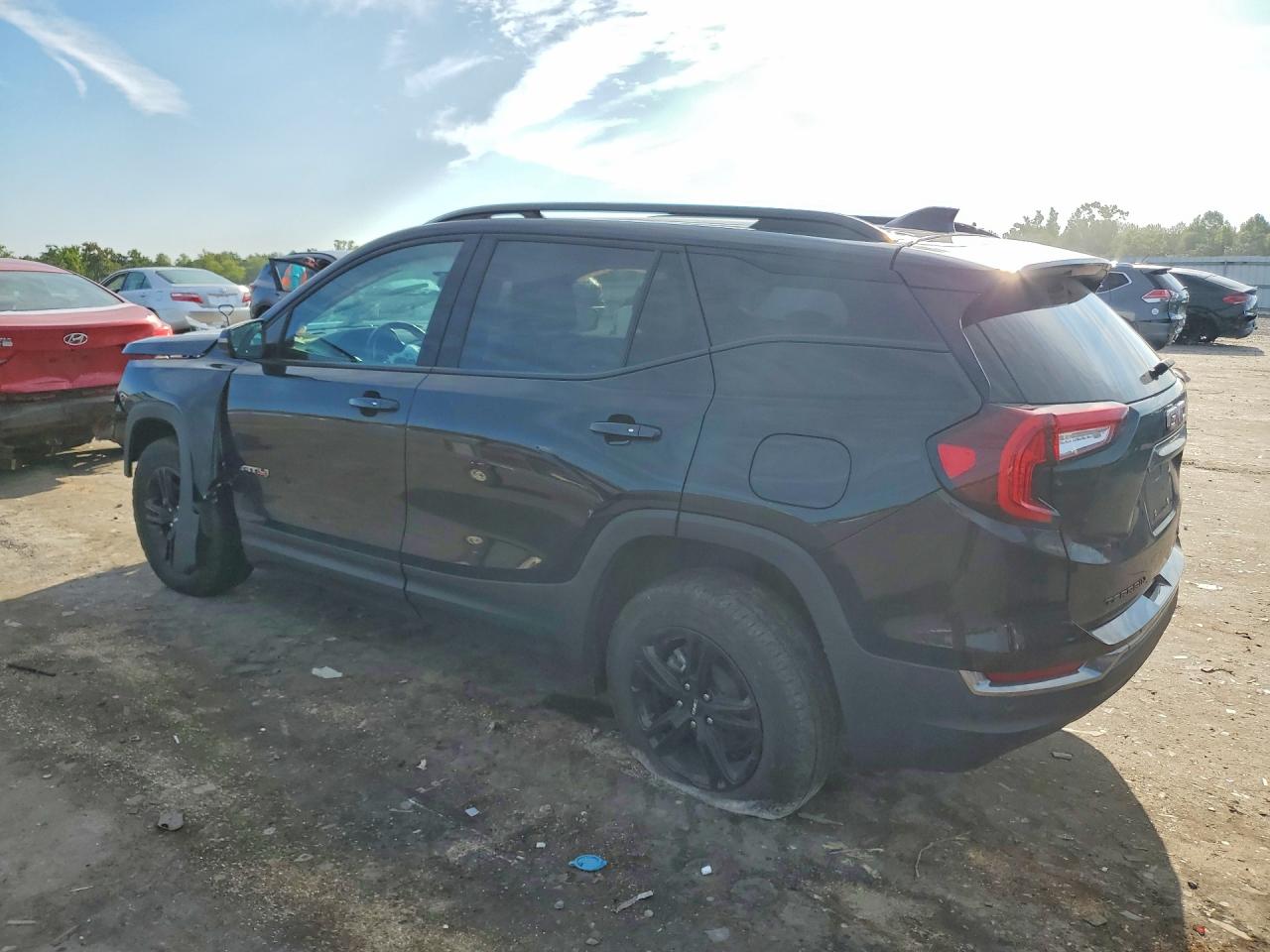 2024 GMC TERRAIN AT4 — снимка 2