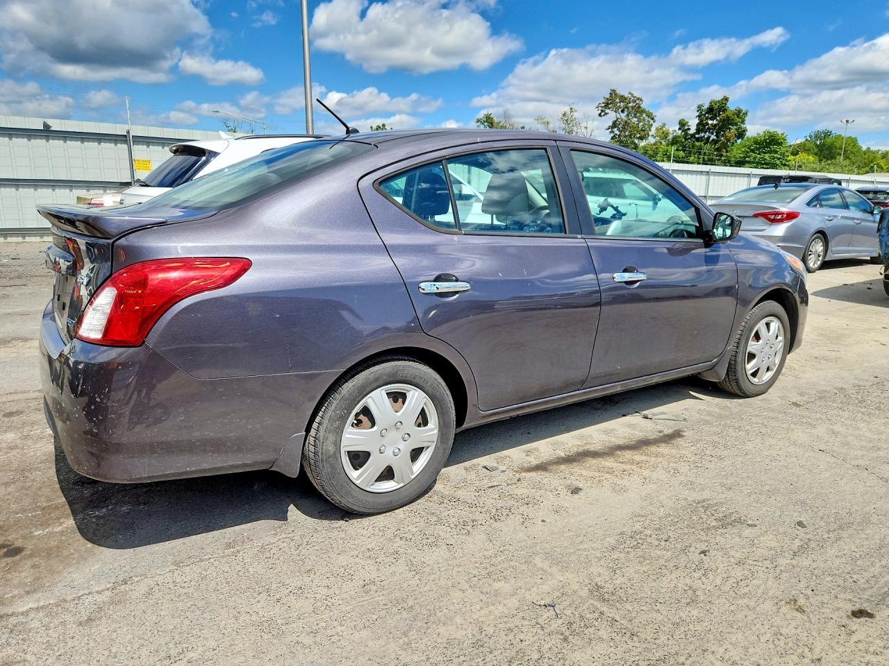 2015 NISSAN VERSA 1.6 SV — снимка 3