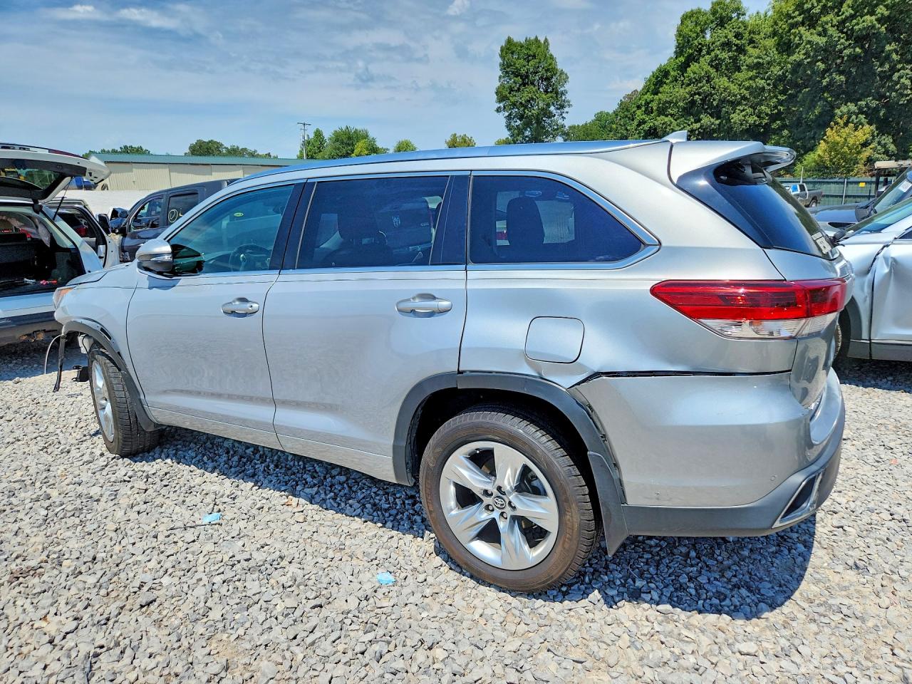 2018 TOYOTA HIGHLANDER LIMITED — снимка 2