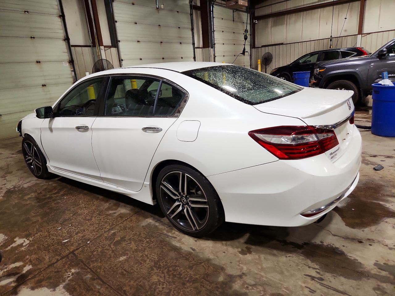2017 HONDA ACCORD SPORT — снимка 2