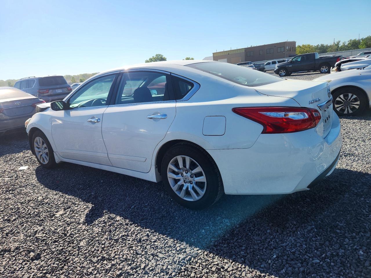 2016 NISSAN ALTIMA 2.5 S — снимка 2