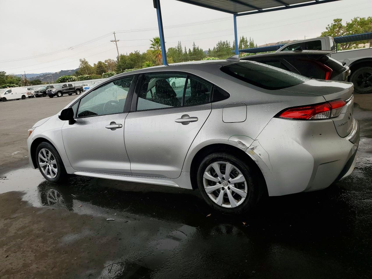 2021 TOYOTA COROLLA LE — снимка 2