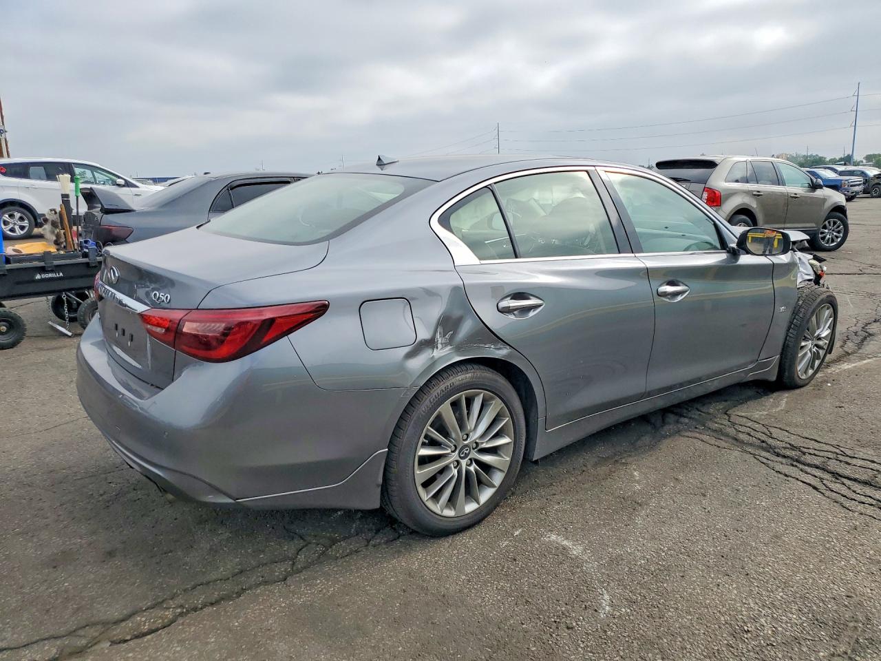 2018 INFINITI Q50 3.0T LUXE — photo 3