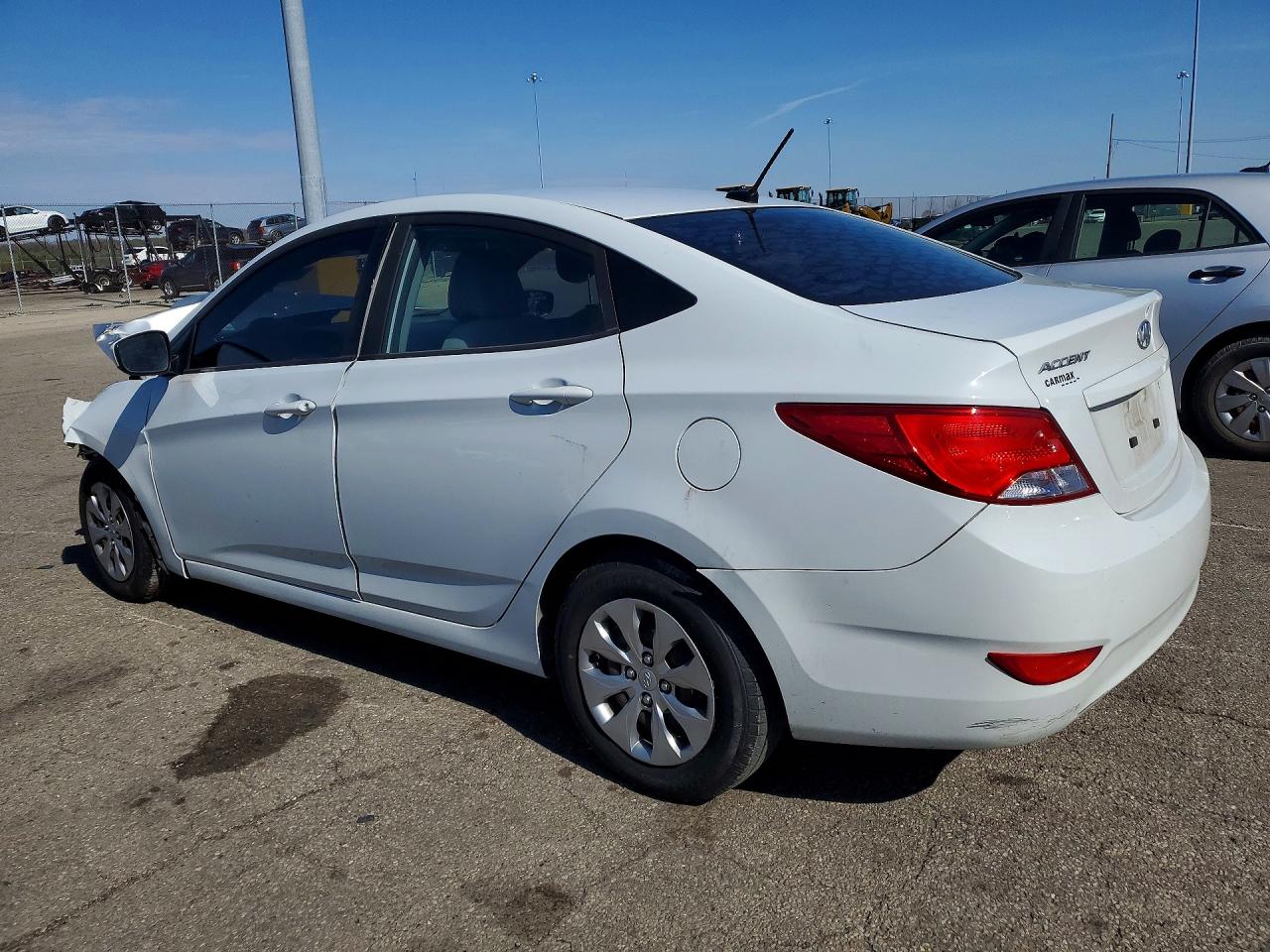 2017 HYUNDAI ACCENT SE — снимка 2