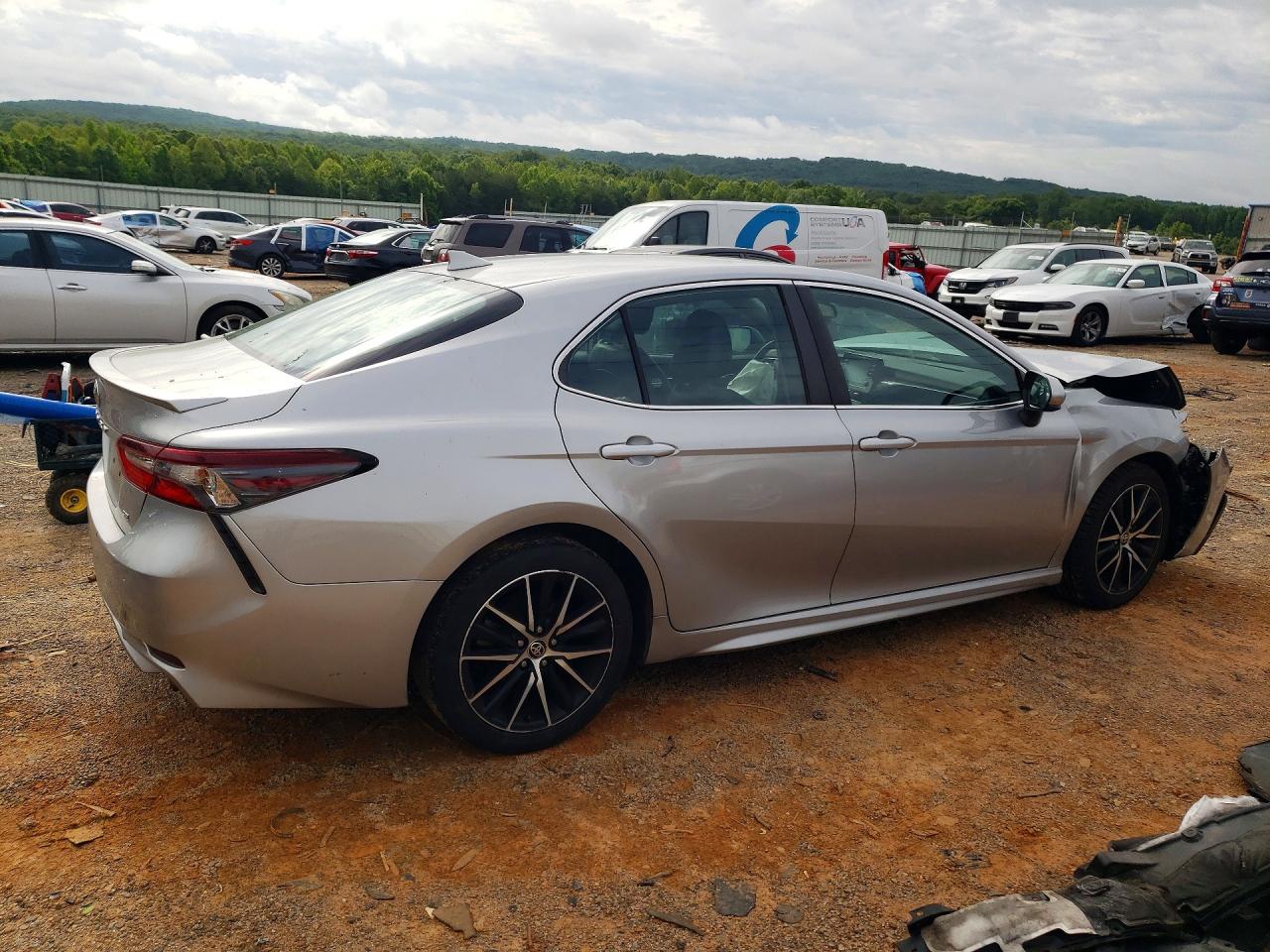 2021 TOYOTA CAMRY SE — снимка 3