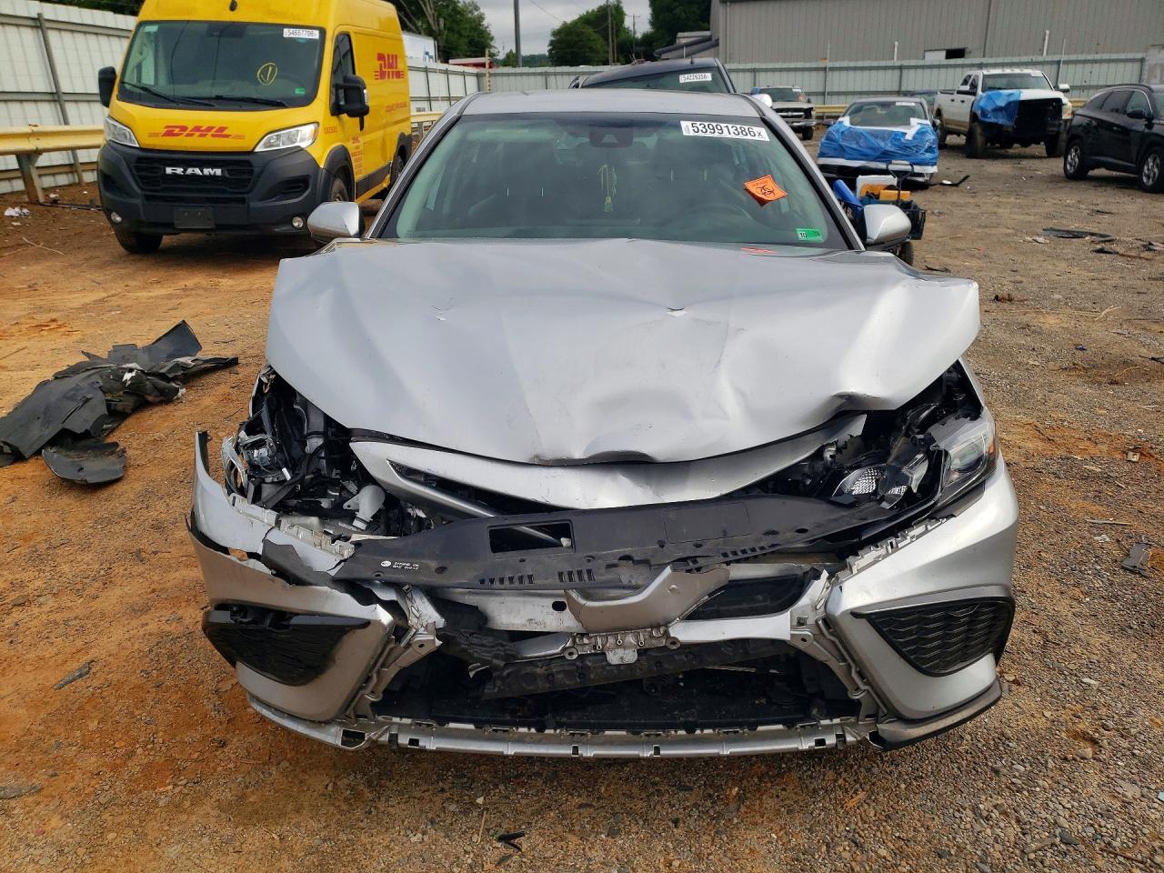 2021 TOYOTA CAMRY SE — снимка 5