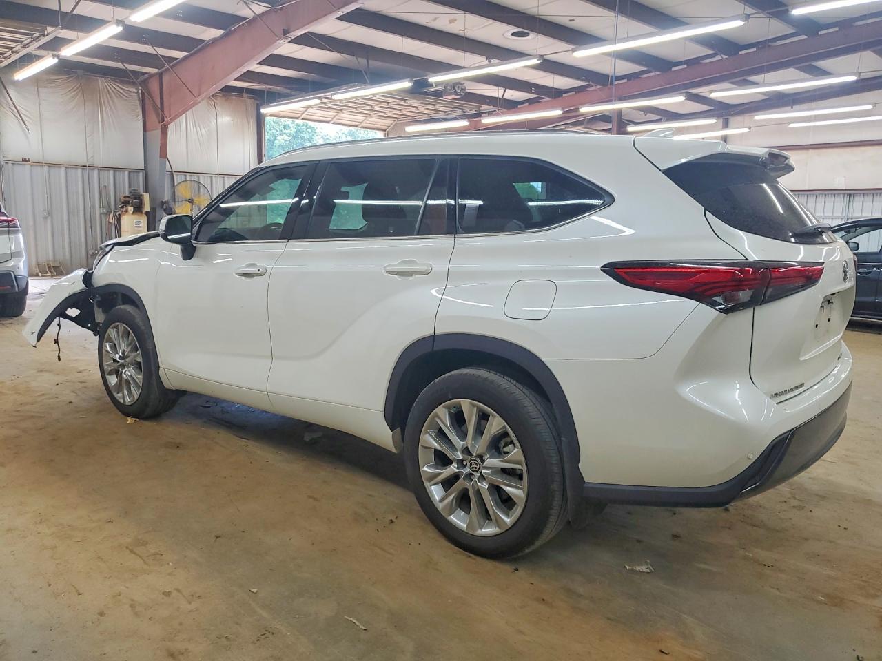 2020 TOYOTA HIGHLANDER LIMITED — снимка 2
