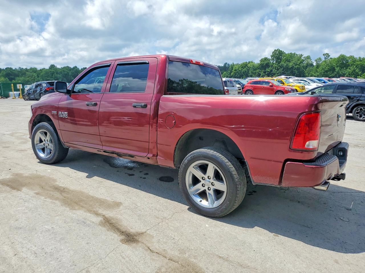 2017 RAM 1500 ST — снимка 2