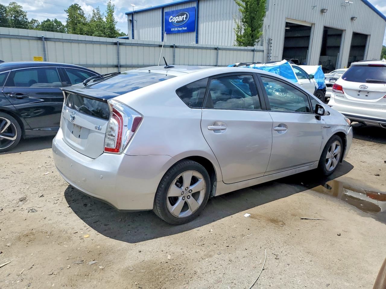 2015 TOYOTA PRIUS FIVE — снимка 3