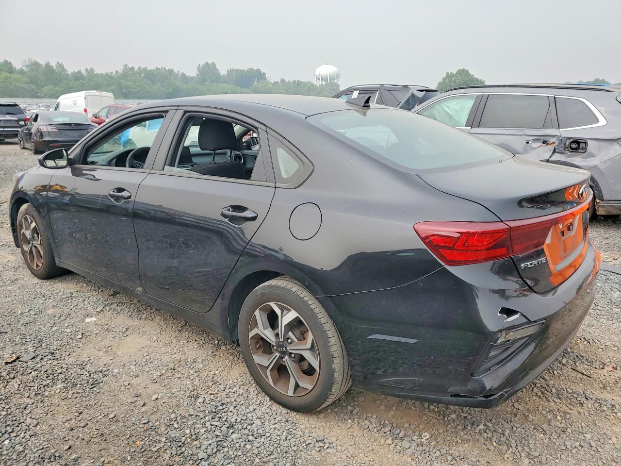 2021 KIA FORTE LXS — снимка 2