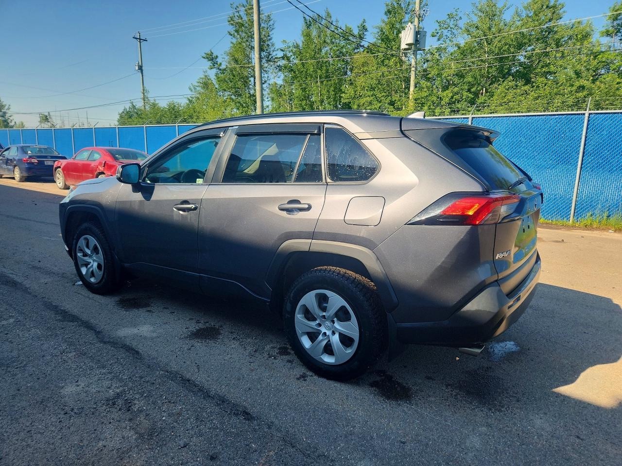 2020 TOYOTA RAV4 LE — снимка 2
