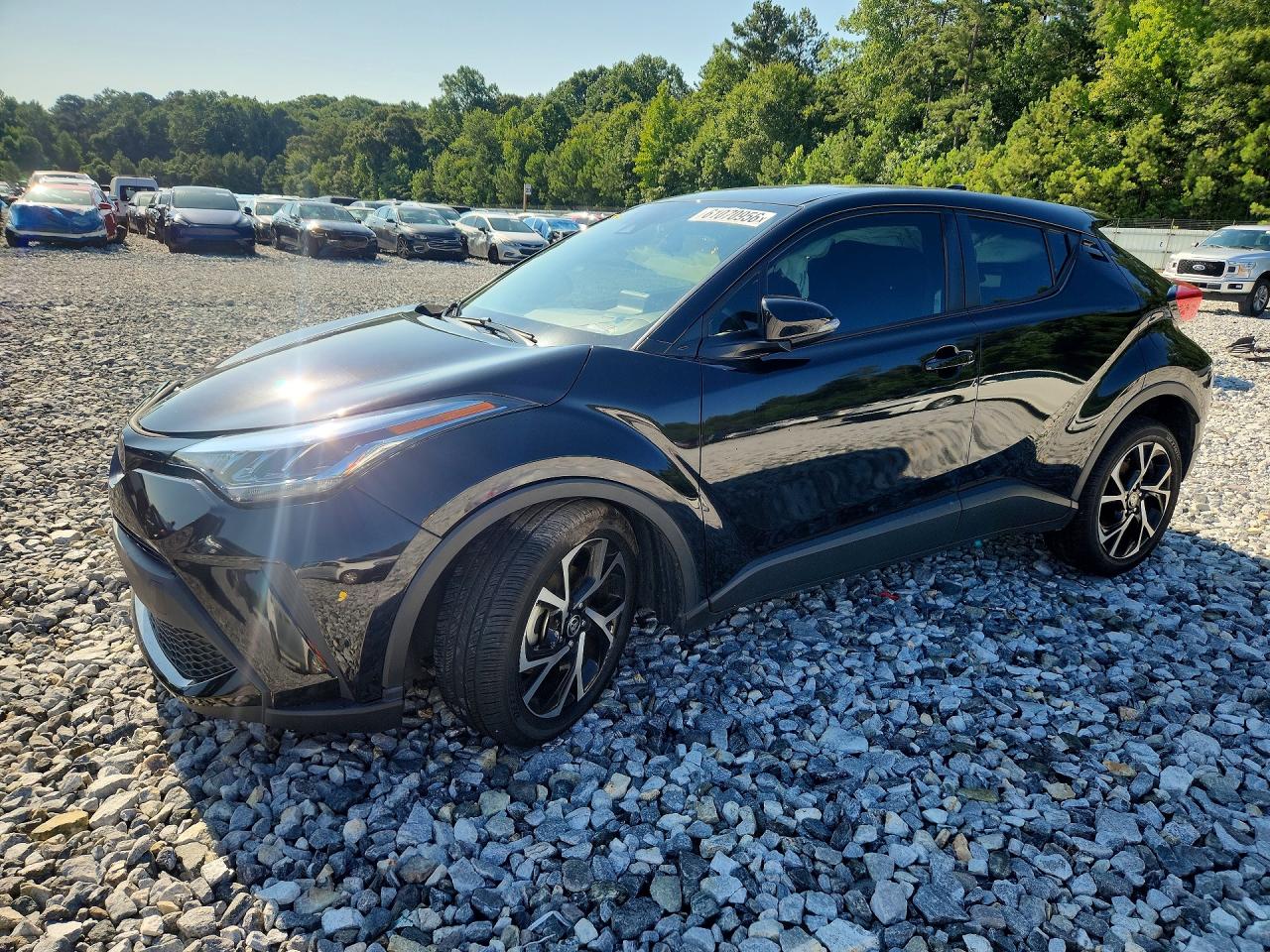 2022 TOYOTA C-HR XLE