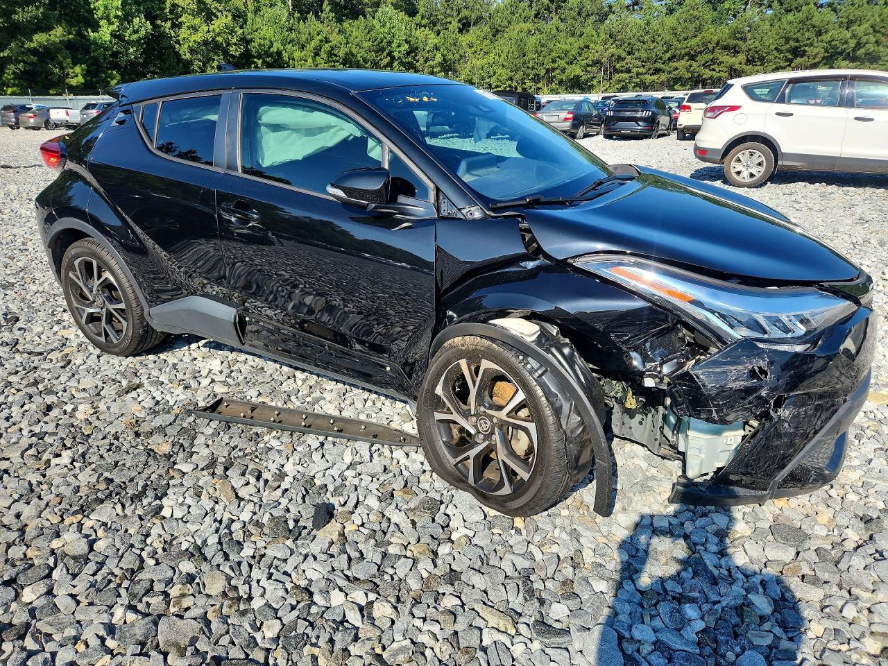 2022 TOYOTA C-HR XLE — снимка 4