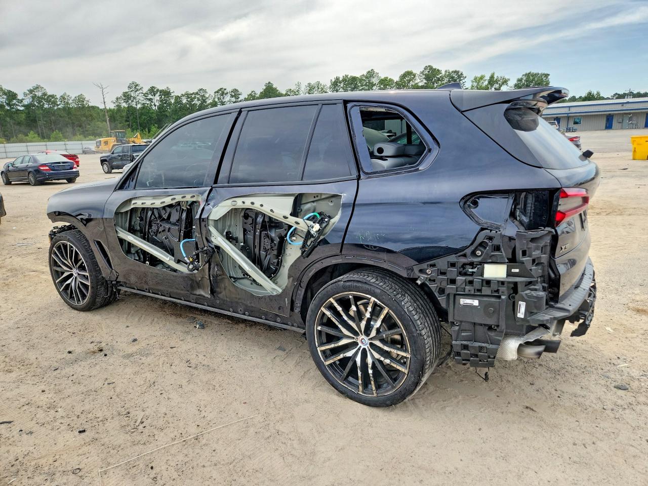 2023 BMW X5 M50I — снимка 2