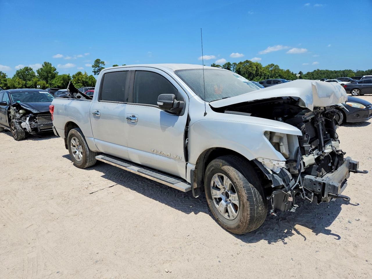 2019 NISSAN TITAN SV — снимка 4