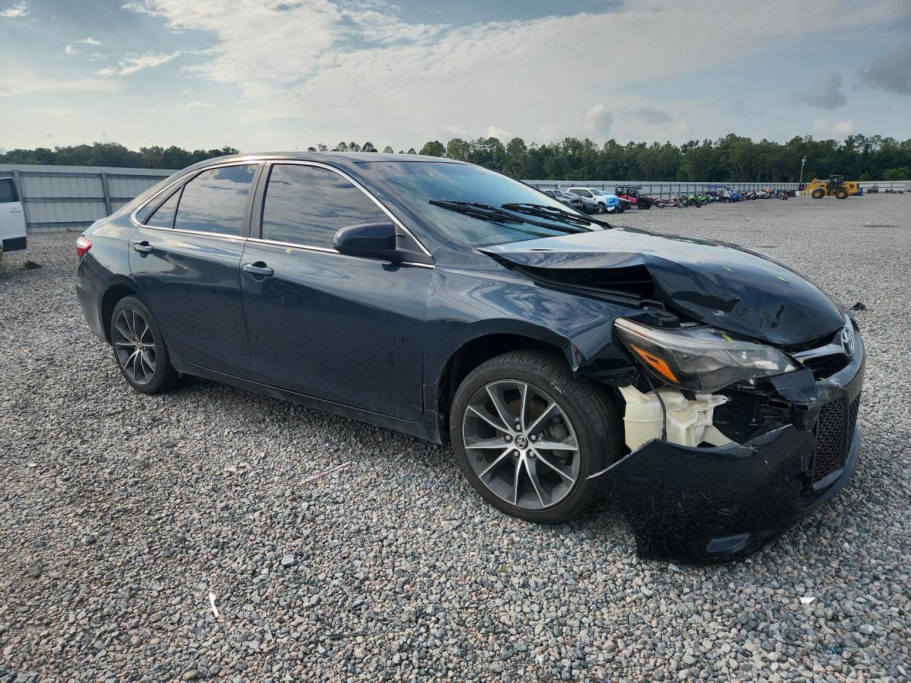2015 TOYOTA CAMRY XSE V6 — снимка 4