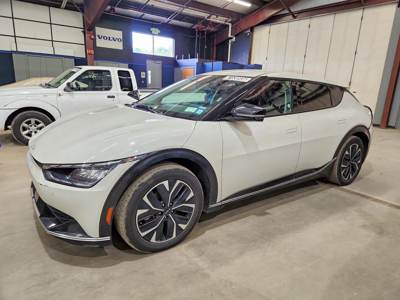 2023 KIA EV6 WIND