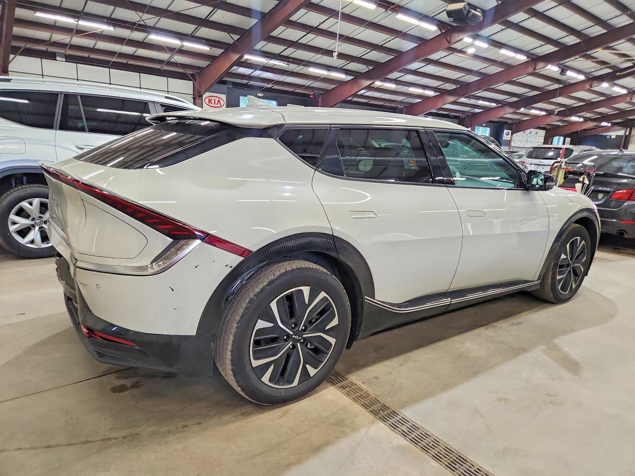 2023 KIA EV6 WIND — снимка 3