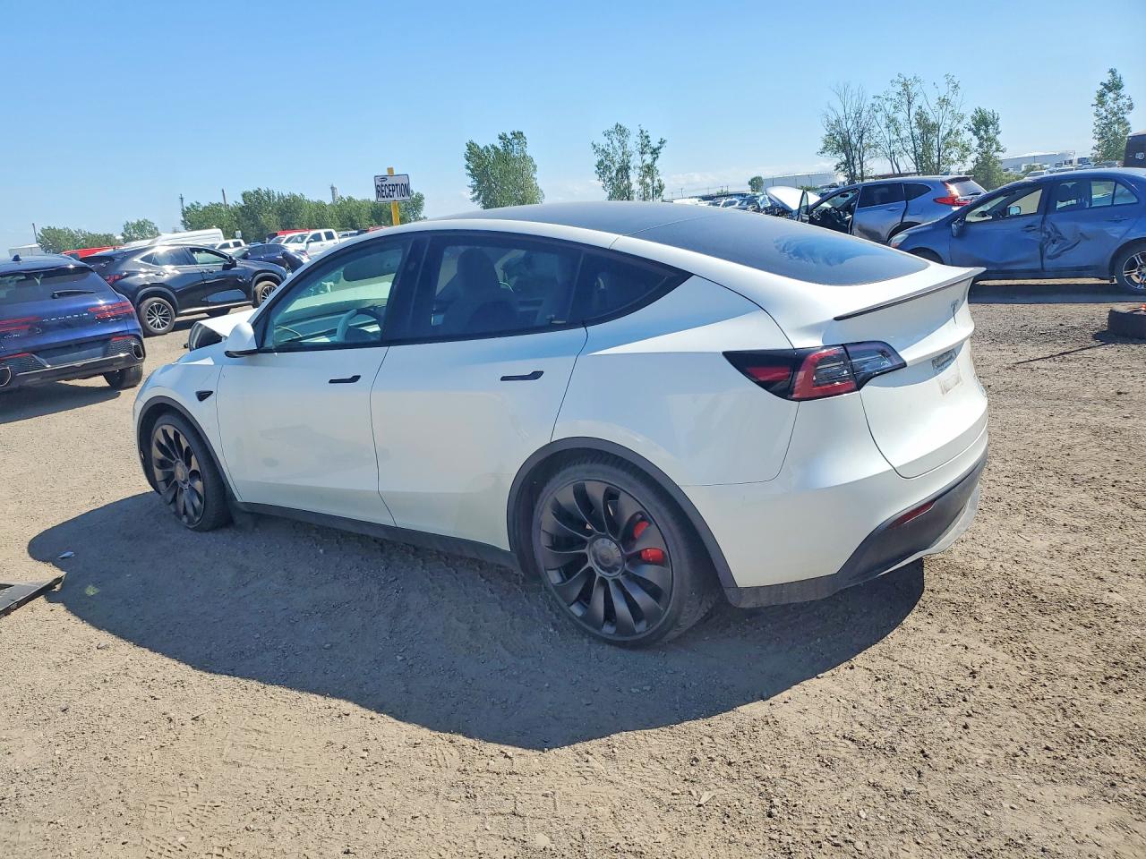 2024 TESLA MODEL Y — снимка 2