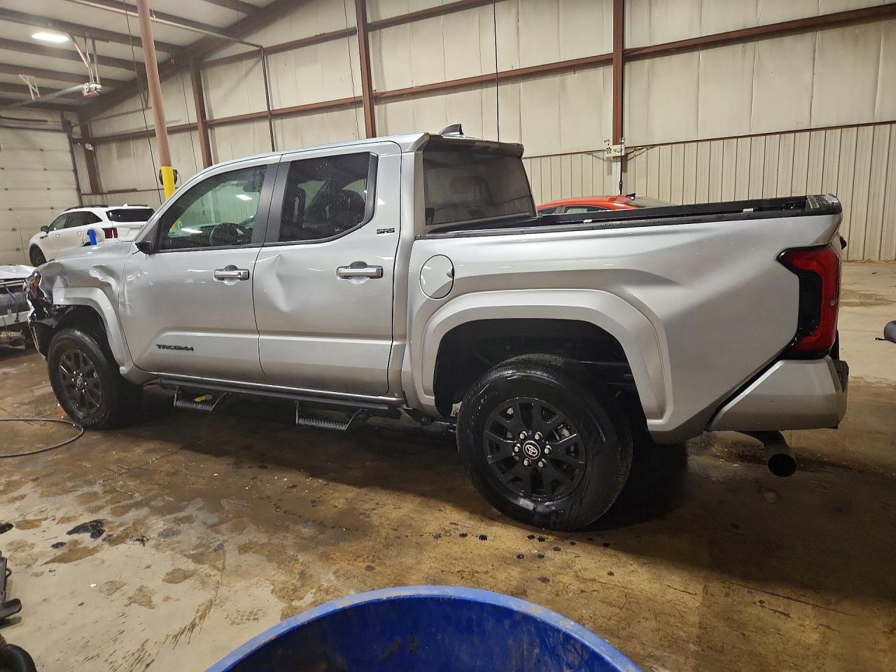 2026 TOYOTA TACOMA SR5 — снимка 2