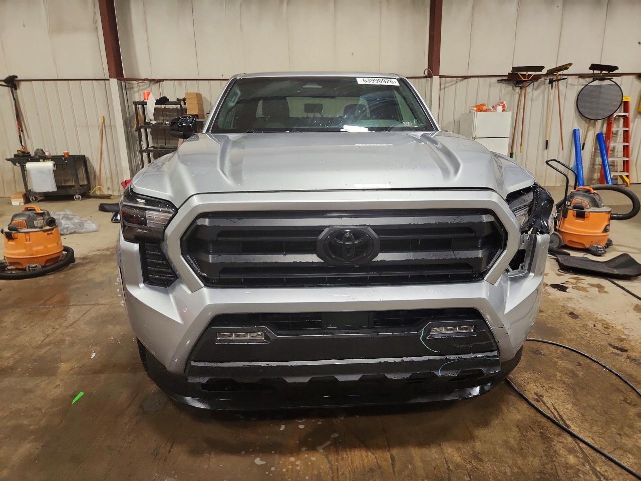 2026 TOYOTA TACOMA SR5 — снимка 5