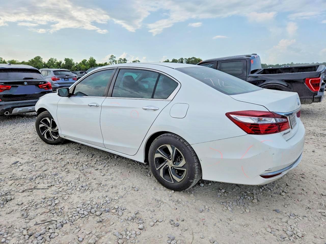 2016 HONDA ACCORD LX — снимка 2