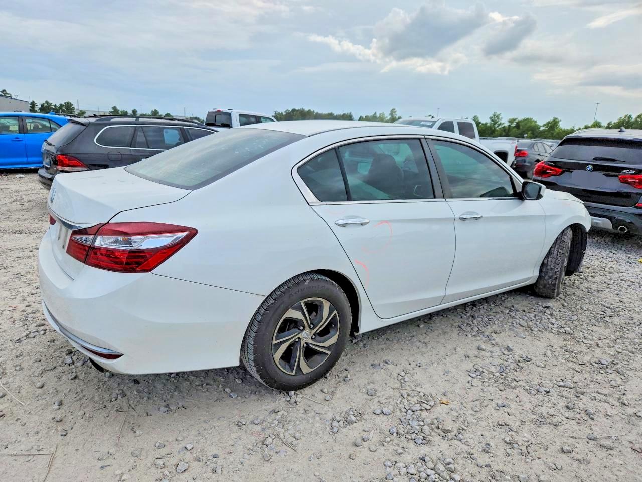 2016 HONDA ACCORD LX — снимка 4