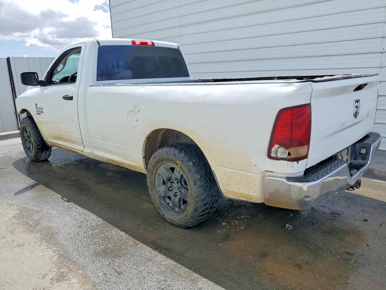 2022 RAM 1500 CLASSIC TRADESMAN — снимка 2